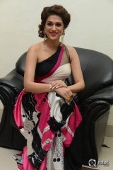 Shraddha Das at Guntur Talkies Movie Audio Launch
